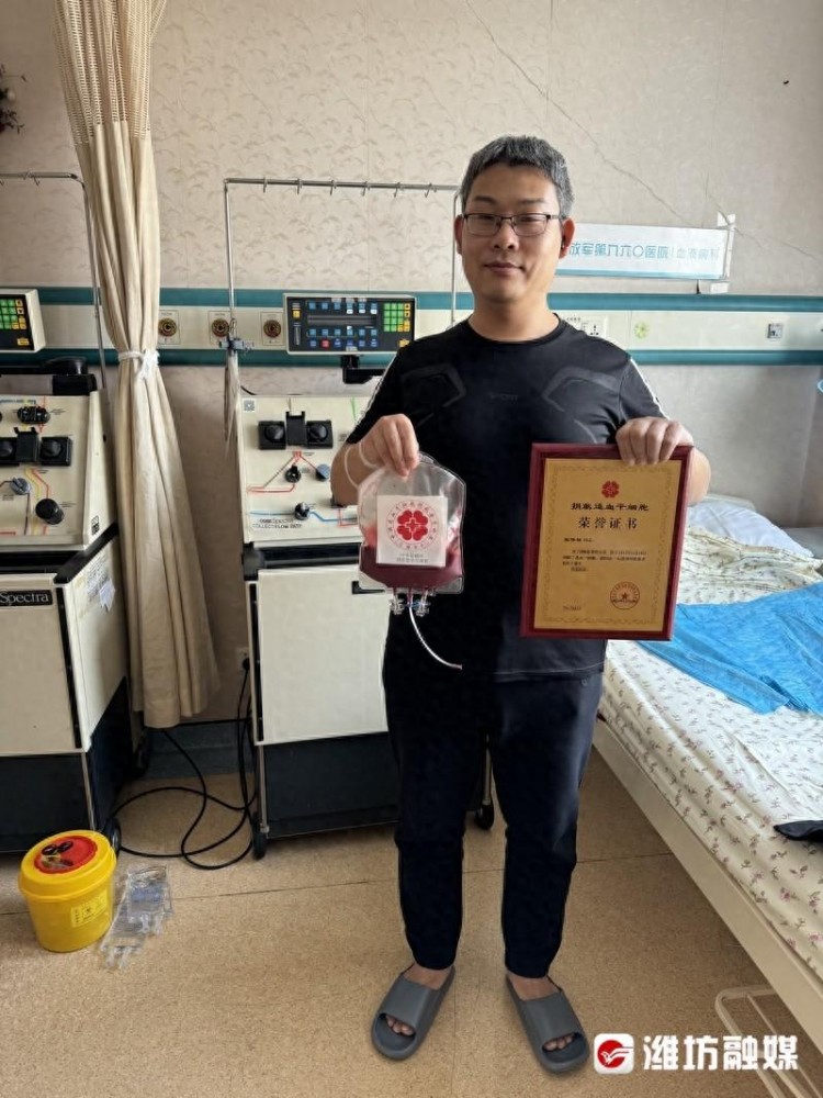 12年来，手机号码没有改变，他终于接到了救人电话…